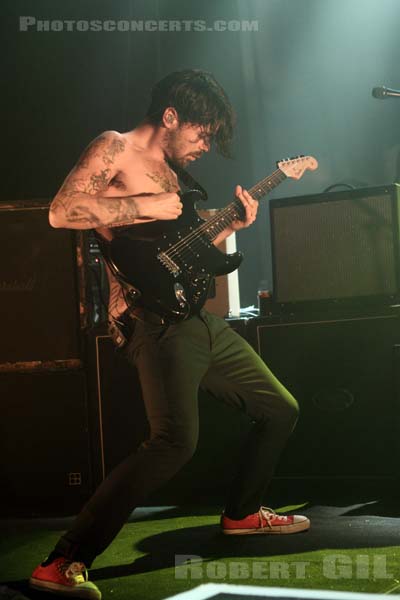 BIFFY CLYRO - 2013-03-06 - PARIS - Le Bataclan - Simon Alexander Neil